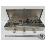 Socket Set in Metal Case