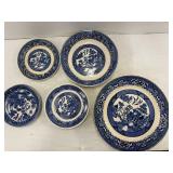 Blue Willow Dinnerware