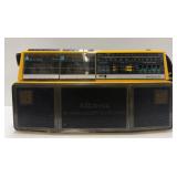 Magnavox D8300 Dual Cassette Boombox