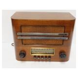 RCA Model 96T4 Table Radio