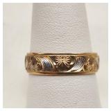 10K Gold Ring 2-Tone Engraved Flowers