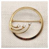 14K Gold Circle Pin w/ Diamonds