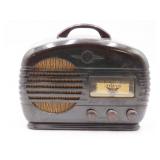 Arvin Bakelite Table Radio