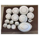 Manor by Meito China Dinnerware Set