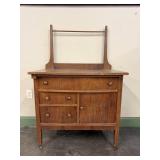 Veneered Mahogany Washstand