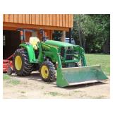 John Deere 3032E Tractor