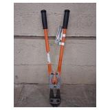 Power Pivot Bolt Cutter