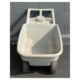 Rubbermaid Garden Cart