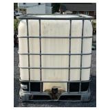 250 Gallon IBC Water Tank