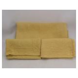 Matelassï¿½ Queen Quilt and Shams