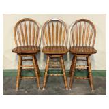 Windsor Swivel Bar Stools
