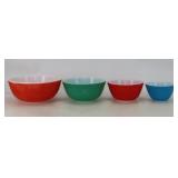 Pyrex Nesting Mixing Bowls