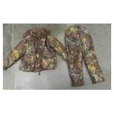 Cabelas Womens Camouflage Hunting Set