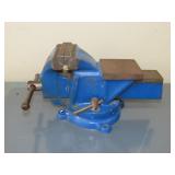 Swivel Base Bench Vise