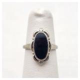 10K White Gold Ring w/ Onyx