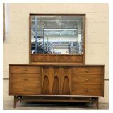 Broyhill Brasilia Dresser With Mirror