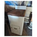 Mascot Stove Company Heater