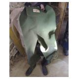 Oneida Green Chest Waders