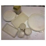 Assorted Tupperware