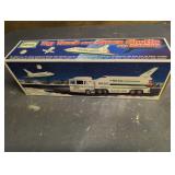 1999 Hess Toy Truck Set