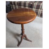 Round Wooden Plant Stand