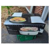 16-Quart Roaster Oven