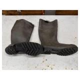 Servus Rubber Boots Size 9