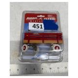 Radio Flyer Miniature Wagon