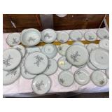Lady Empire Dinnerware Set