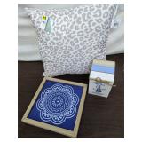 Decor Pillow & Signs
