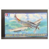 Tamiya Douglas A-1H Skyraider U.S. Navy 1/48 Scale Model Kit #61058-2800 Factory Sealed