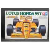 Tamiya 1/20 Lotus Honda 99T Formula One Model Kit #2020