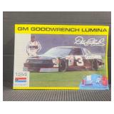 Monogram 1:24 Scale GM Goodwrench Lumina Dale Earnhardt Model Kit #2927