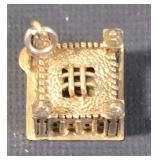 9K Tower of London Pendant - 2.7 Grams