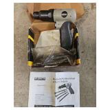 Medium air hammer with four chisels