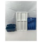 Lot Of Plastic Utensil Caddy’s
