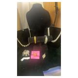 Lot of Mixed Jewelry