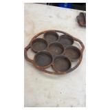 11" Lodge Cast Iron Muffin Popover  Pan