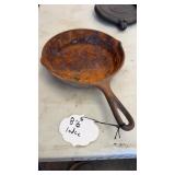 Lodge 8" Cast Iron Skillet