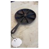 9" Cast Iron Cornbread Skillet