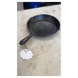 10 1/2" Cast Iron Skillet Taiwan
