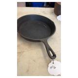 #8 Cast Iron Skillet 10 1/2"
