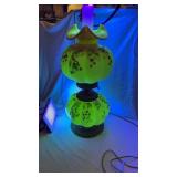 BEAUTIFUL Fenton Uranium Glass Burmese Lamp