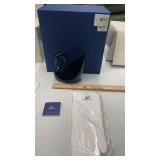 Swarovski Crystal Swan Jet  1075309