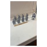Glass Pitcher & 8 Glasses Blue Willow Pattern
