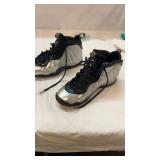 Nike Foamposite Size 7y Shoes VERY COOL