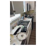 Lot of Kitchen Items