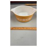 Pyrex Butterfly Gold Casserole Dish