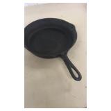 Griswold 704C Cast Iron Skillet #8
