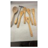 Wooden Kitchen Utensils
